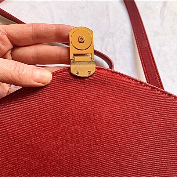 Forever 21 Purse Red Envelope Crossbody Bag Faux Leather Clearance - Picture 4 of 12